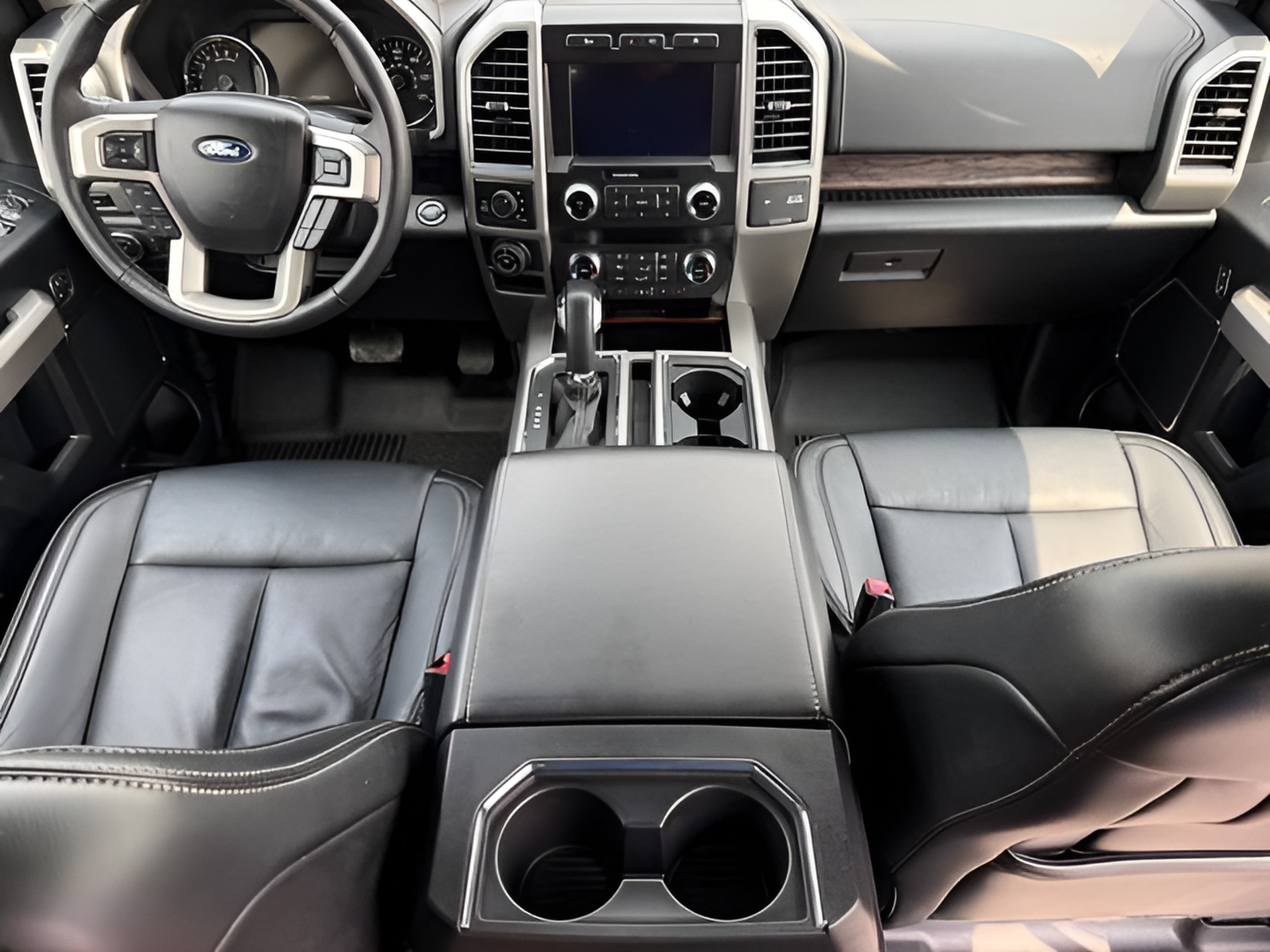Used 2020 Ford F150 Lariat w/ Equipment Group 502A Luxury AWD/4WD image 11