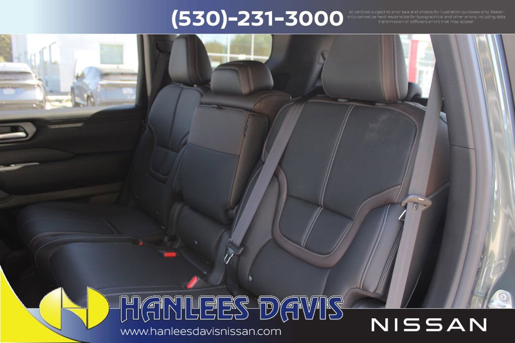 New 2026 Nissan Armada SL image 18