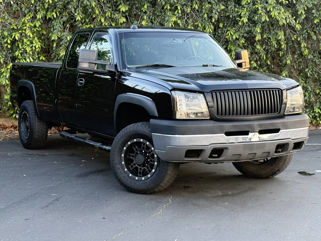 Used 2004 Chevrolet Silverado 2500 LS w/ Heavy-Duty Power Package