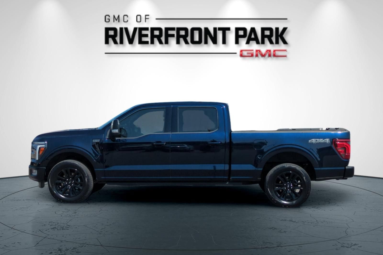 Used 2025 Ford F150 Platinum AWD/4WD image 6