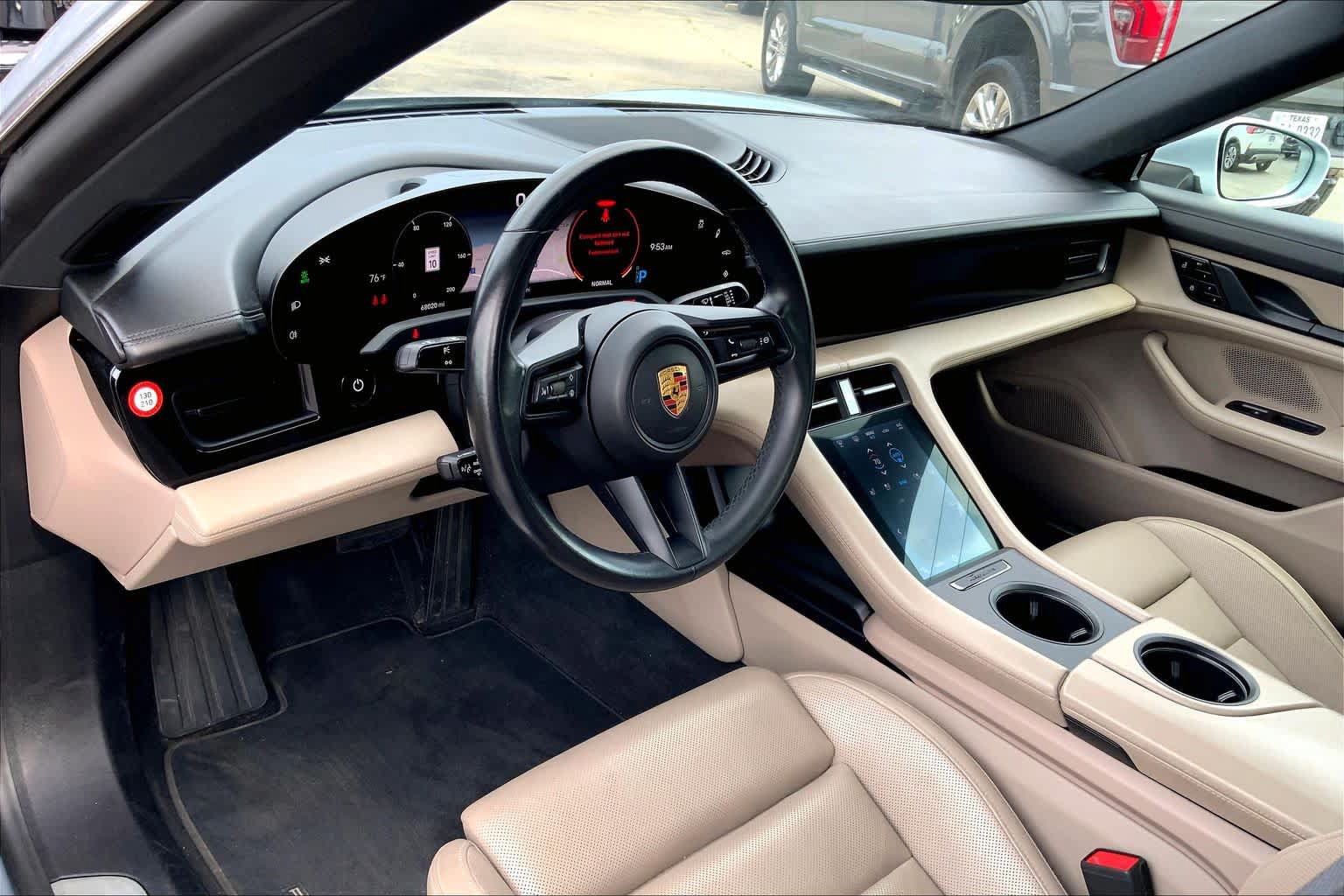 Used 2021 Porsche Taycan 4S w/ Premium Package AWD/4WD image 15