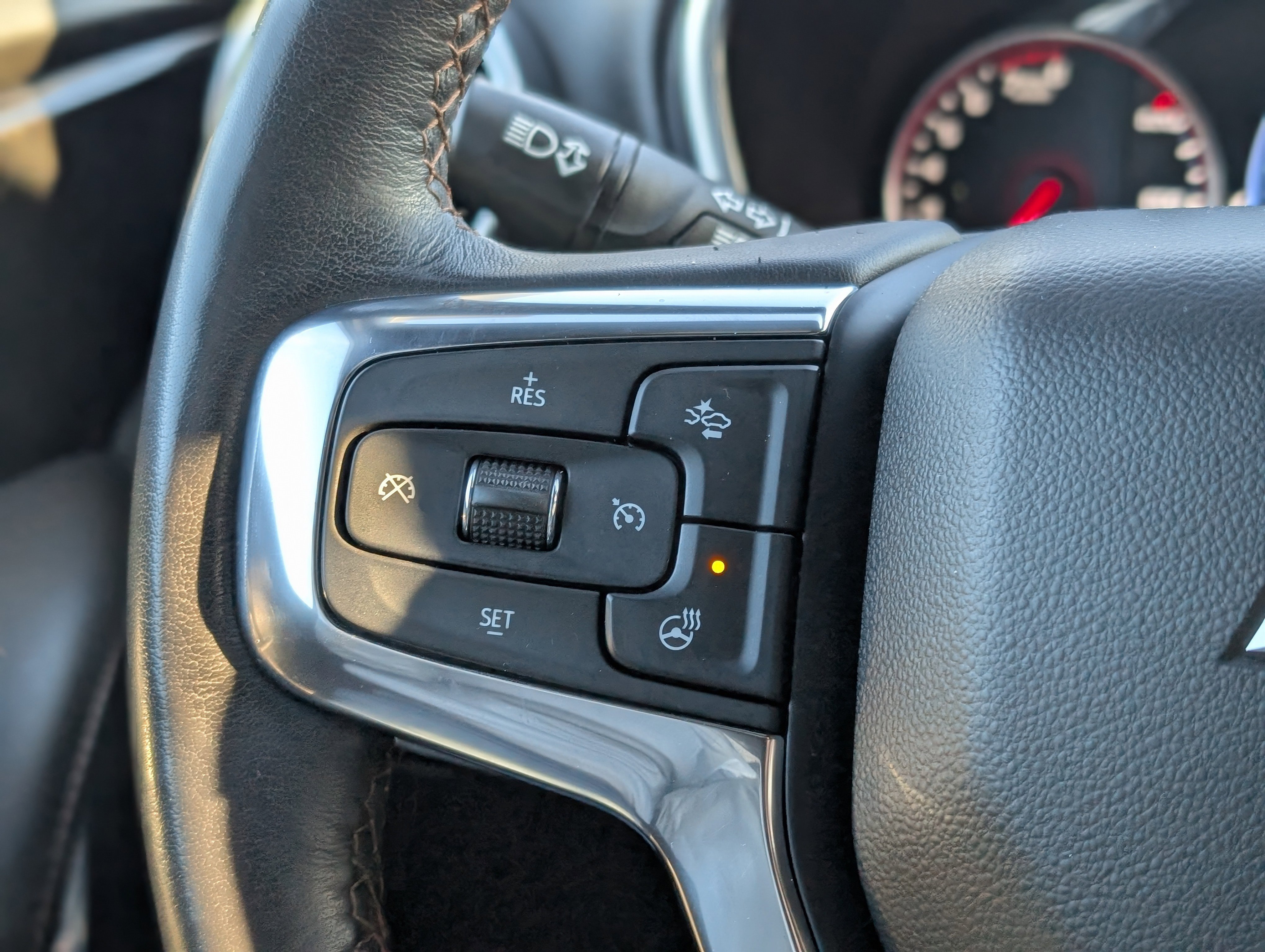 Certified 2022 Chevrolet Blazer Premier image 6