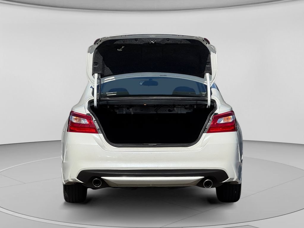 Used 2016 Nissan Altima 2.5 SV FWD image 26
