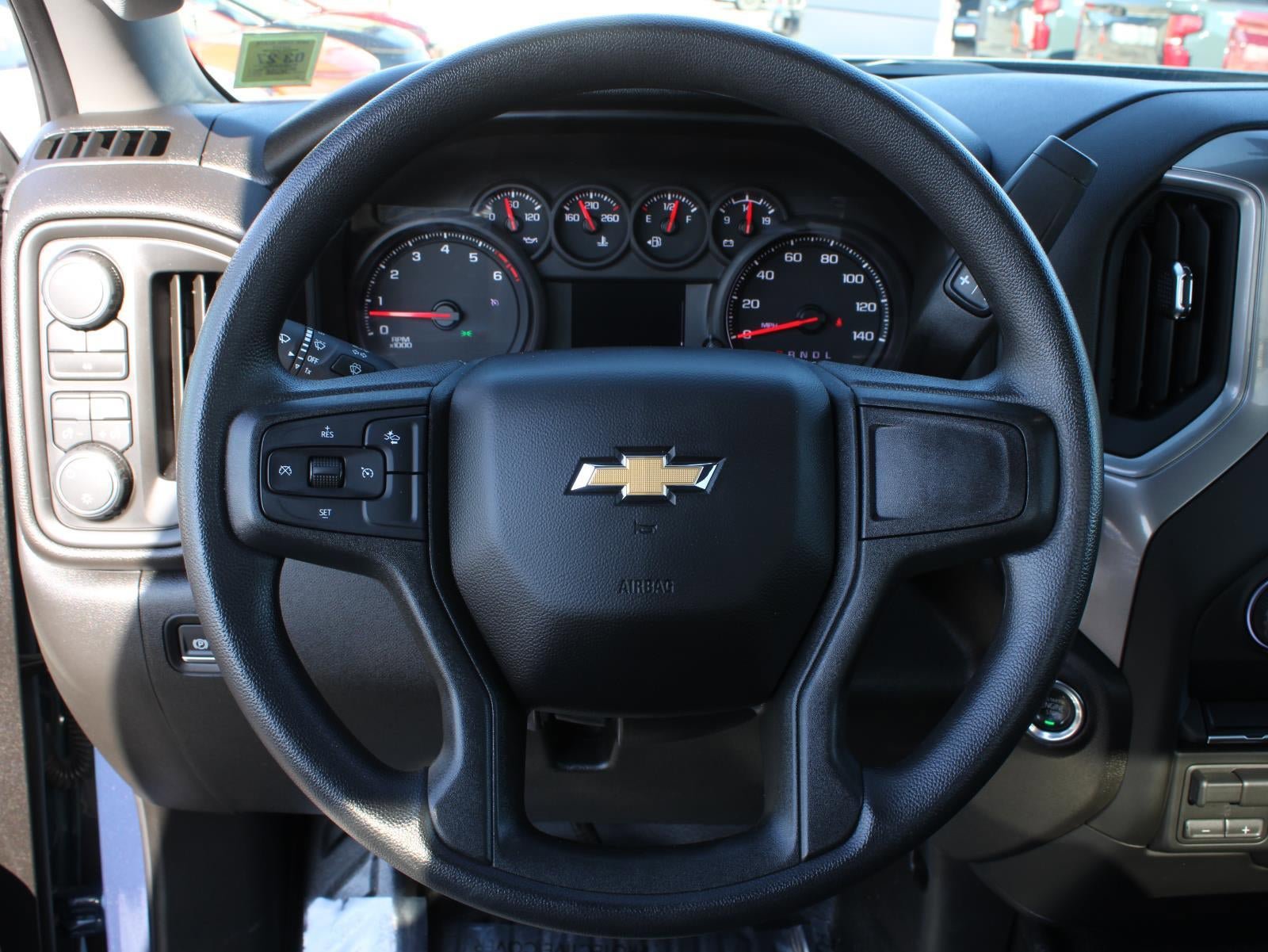 Used 2026 Chevrolet Silverado 2500 W/T image 8