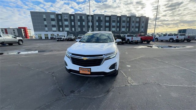 Used 2022 Chevrolet Equinox LT image 3