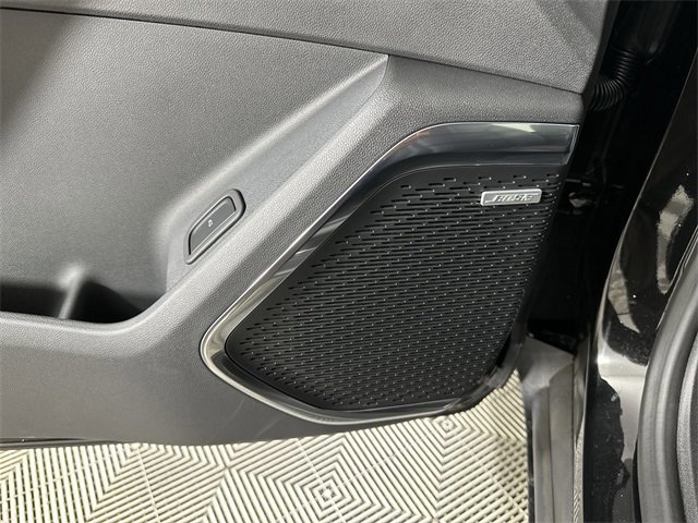 New 2025 GMC Acadia Elevation w/ Elevation Premium Package image 25