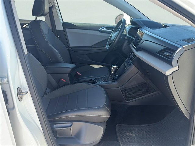 Used 2022 Volkswagen Taos SE w/ Panoramic Sunroof Package image 11