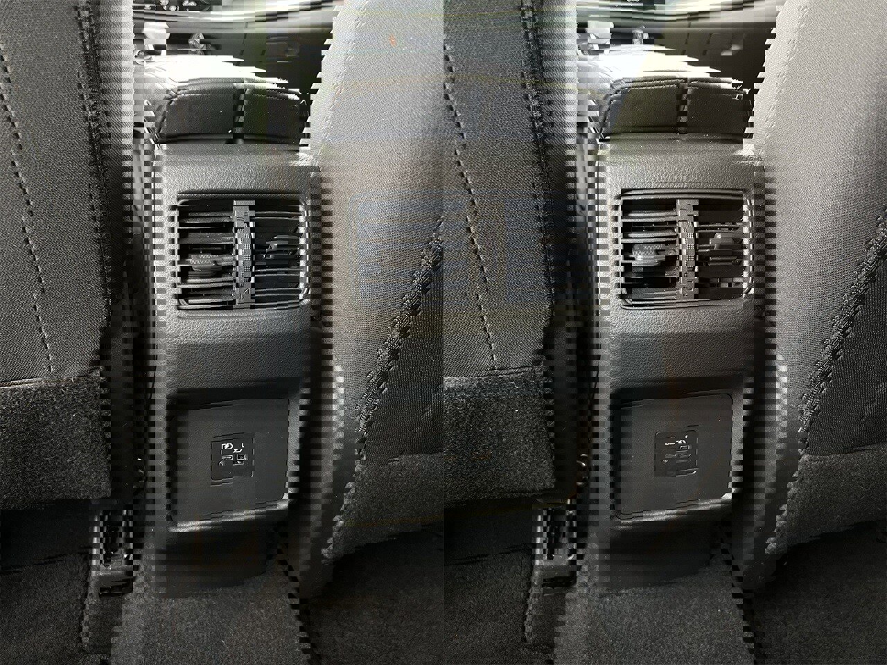 Certified 2023 Nissan Rogue SV image 25