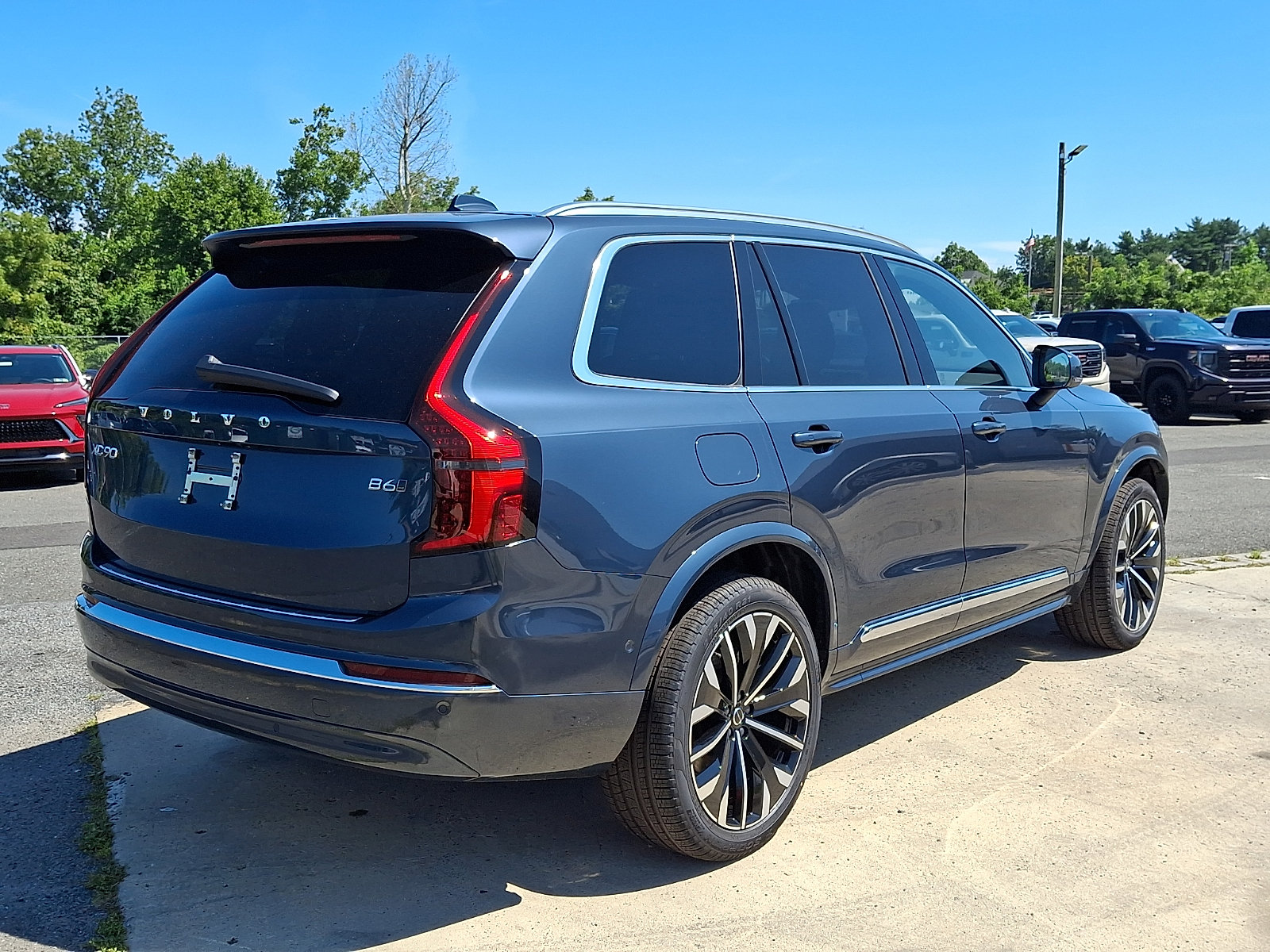 New 2027 Volvo XC90 B6 Ultra AWD/4WD image 6