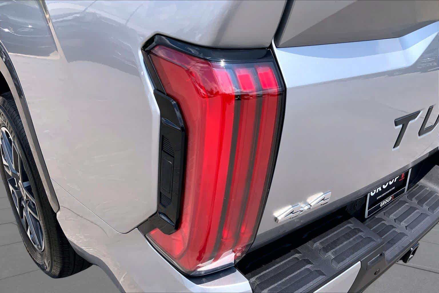 Used 2023 Toyota Tundra Limited AWD/4WD image 28