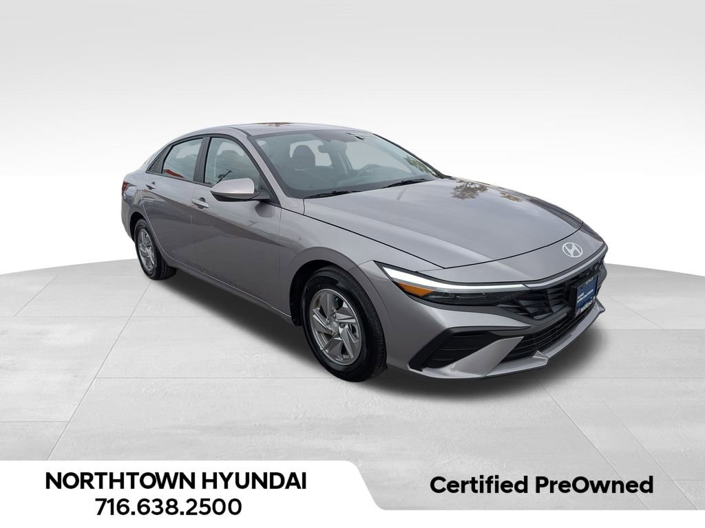 Certified 2025 Hyundai Elantra SE