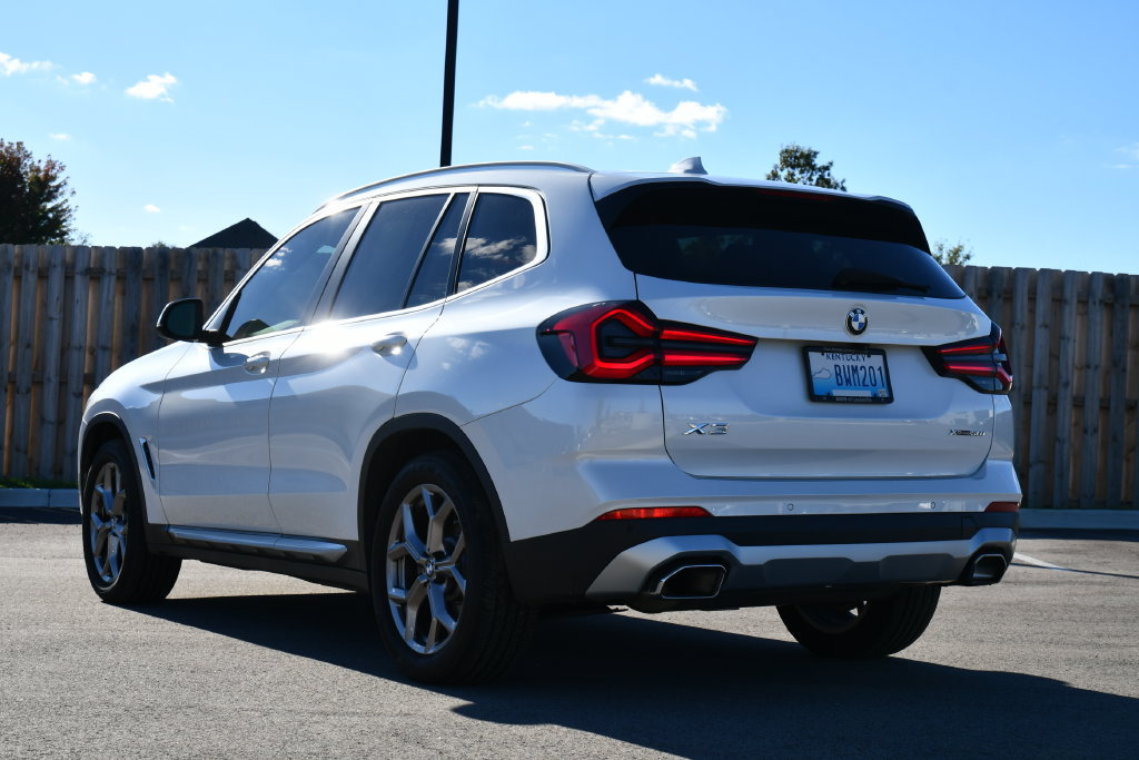 Used 2022 BMW X3 xDrive30i w/ Premium Package AWD/4WD image 8