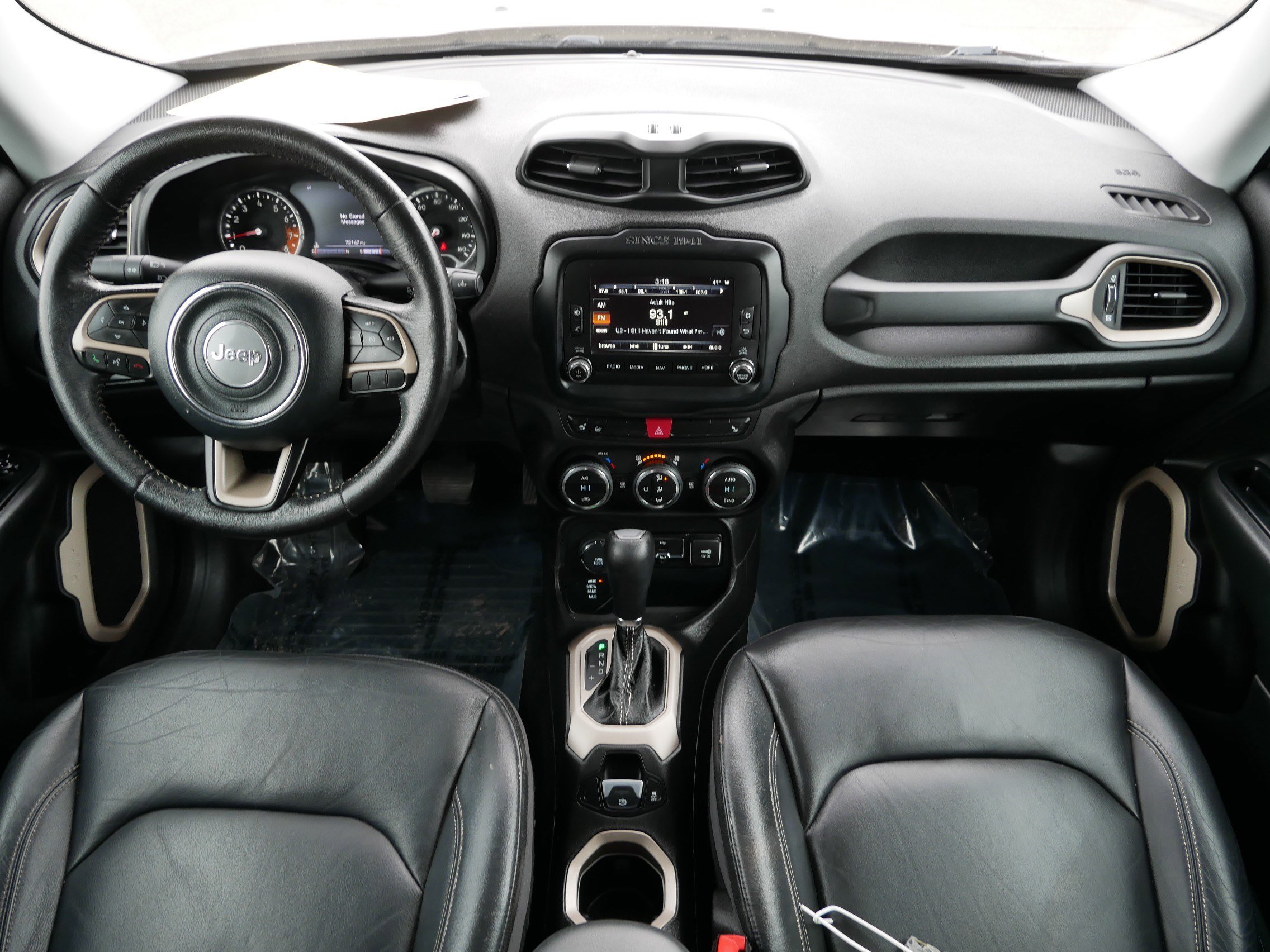 Used 2016 Jeep Renegade Limited image 10