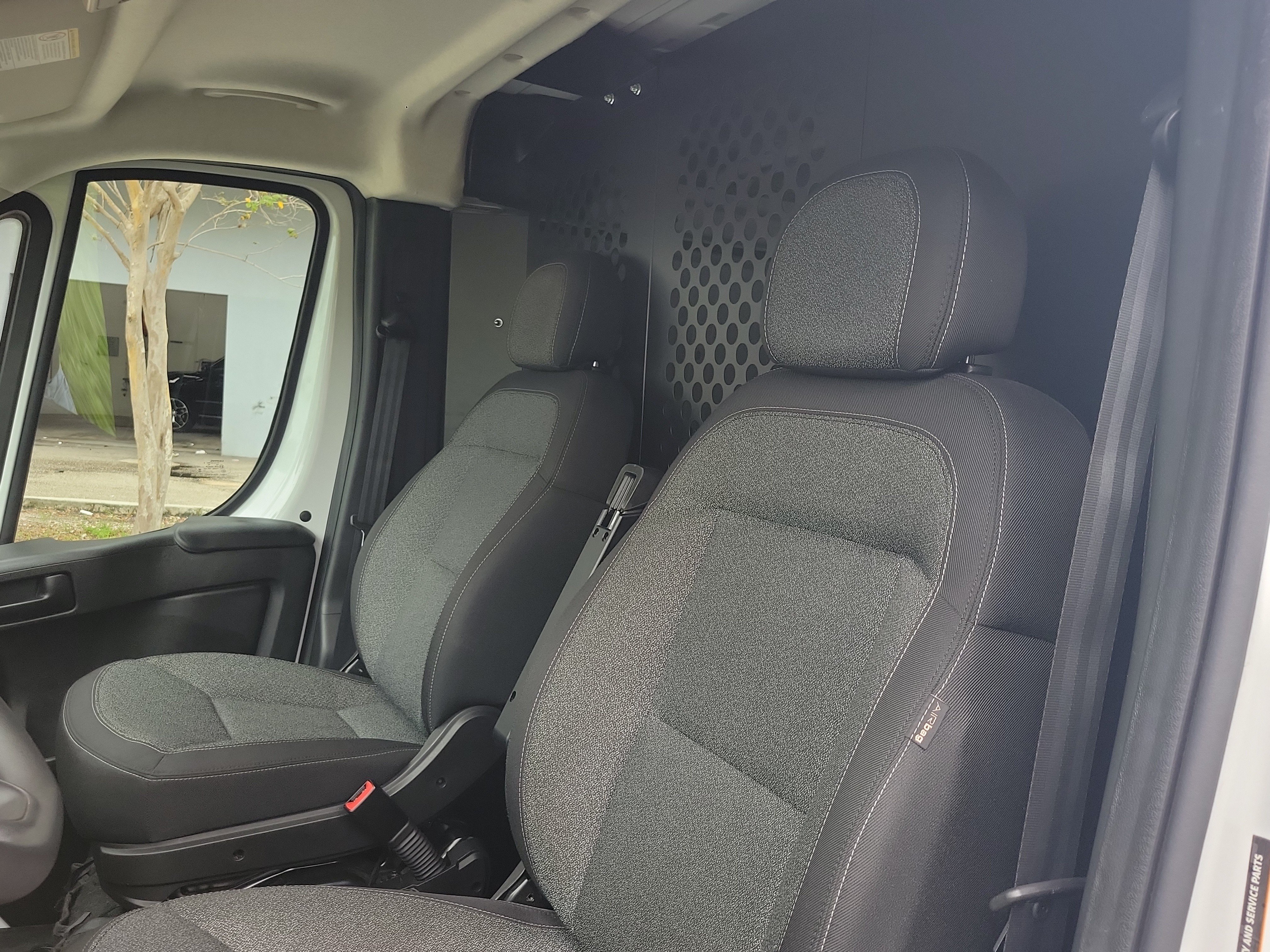 Used 2025 RAM ProMaster 2500 w/ U-Haul Equipment Group FWD image 16