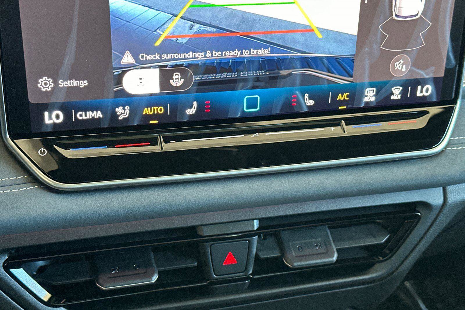 New 2026 Volkswagen Tiguan SE R-Line image 19