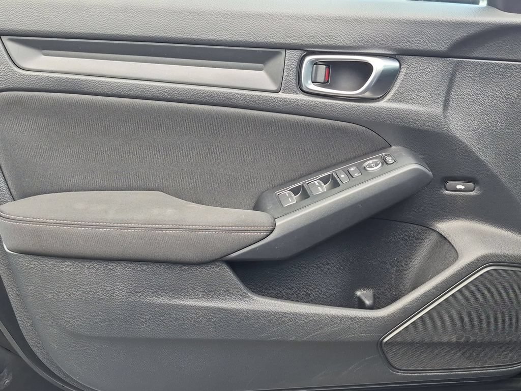 Used 2025 Honda Civic Sport image 11
