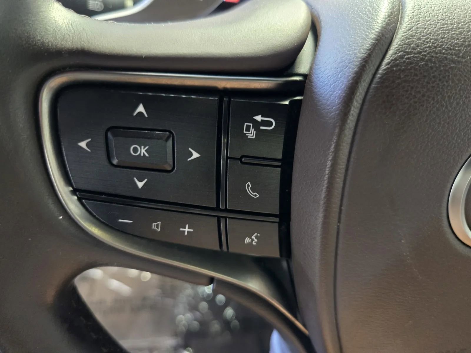 Used 2021 Lexus ES 300h w/ Premium Package FWD image 15