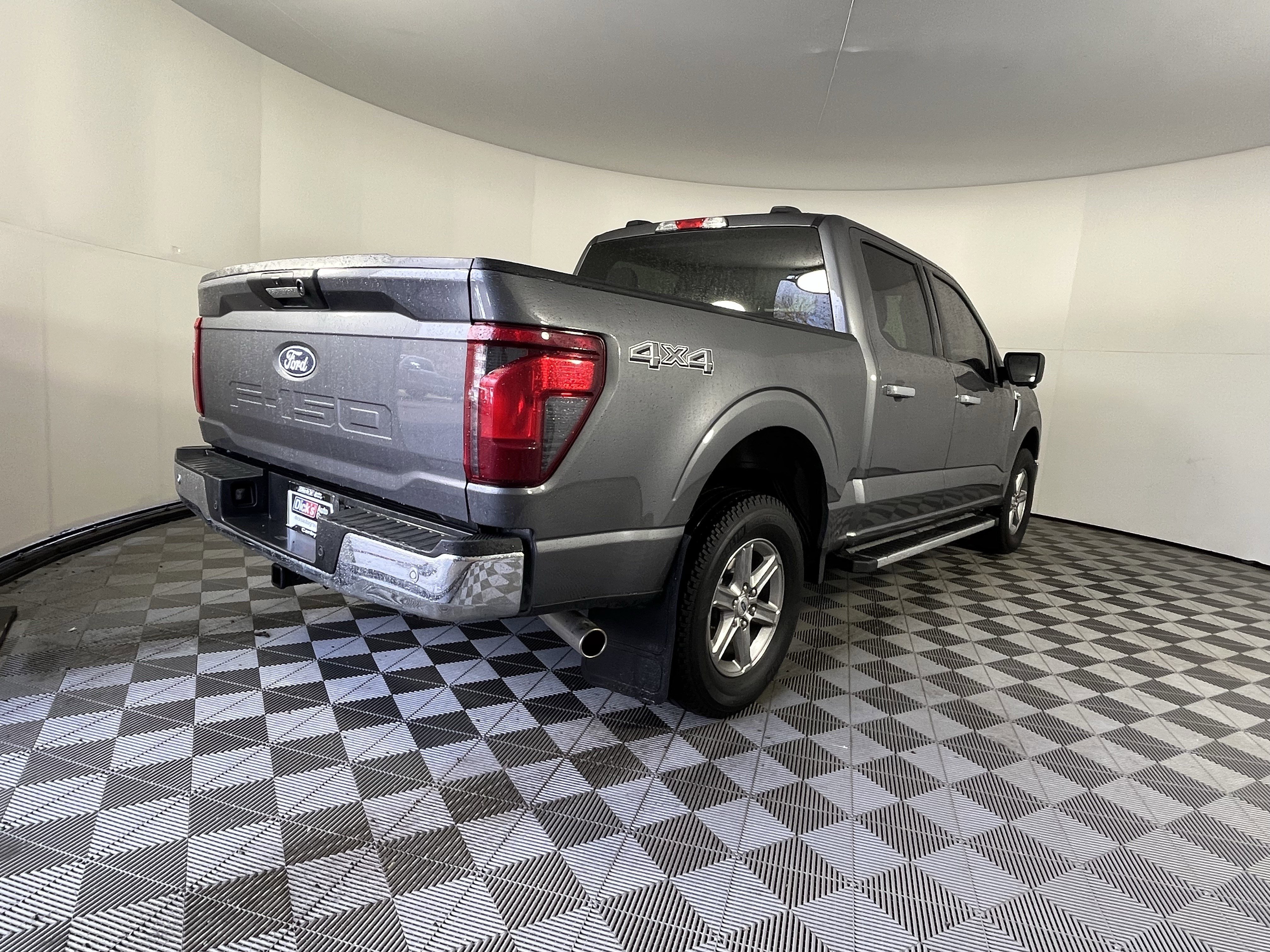 Used 2024 Ford F150 XLT image 9