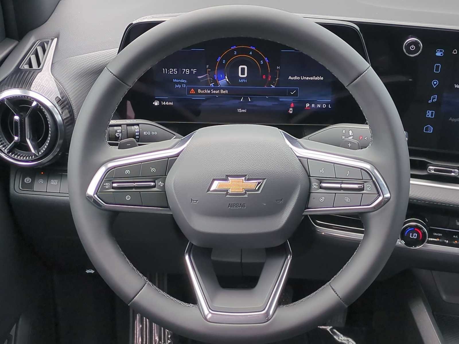New 2027 Chevrolet Equinox LT w/ Convenience Package II FWD image 14
