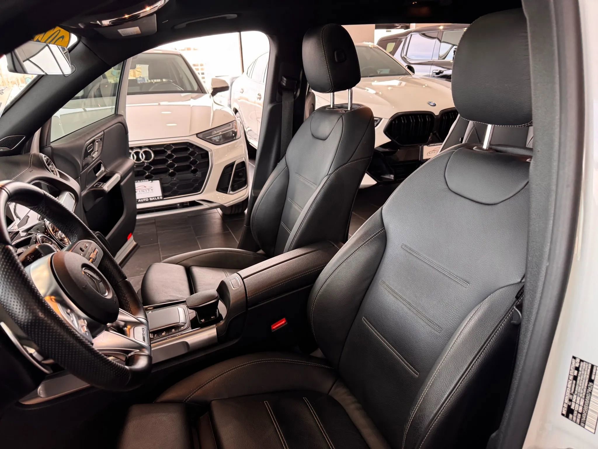 Used 2021 Mercedes-Benz GLB 35 AMG 4MATIC image 9