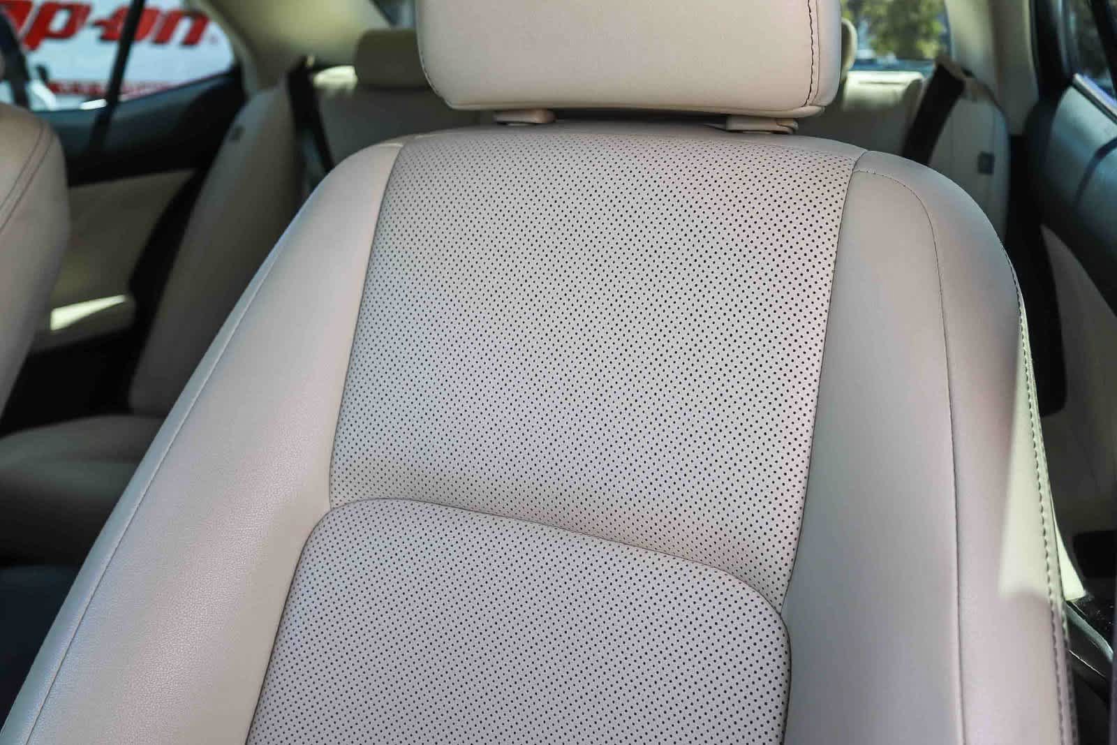 Used 2014 Lexus IS 250 w/ Navigation Package RWD image 22