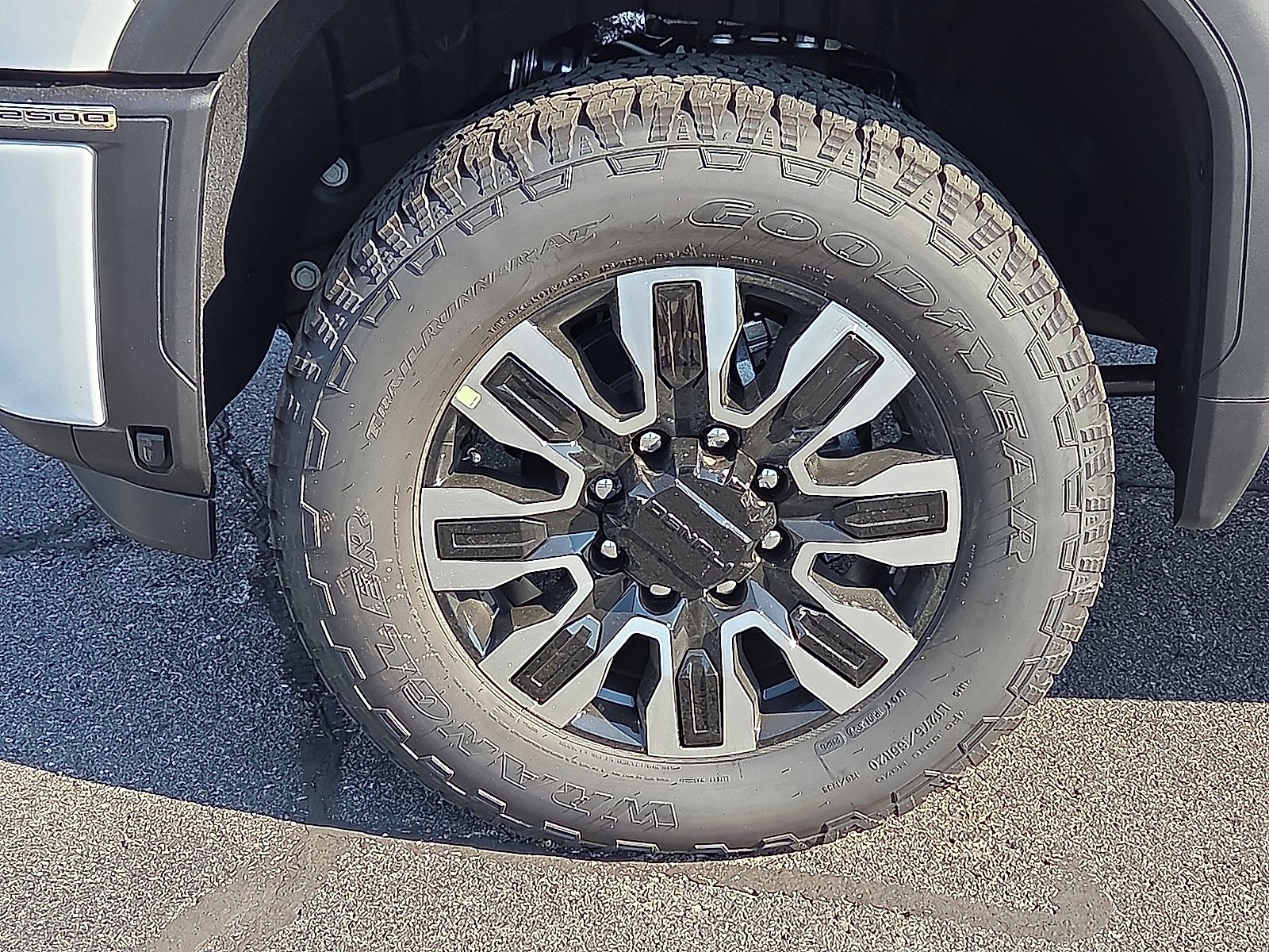 New 2026 GMC Sierra 2500 Denali Ultimate w/ Max Trailering Package image 7