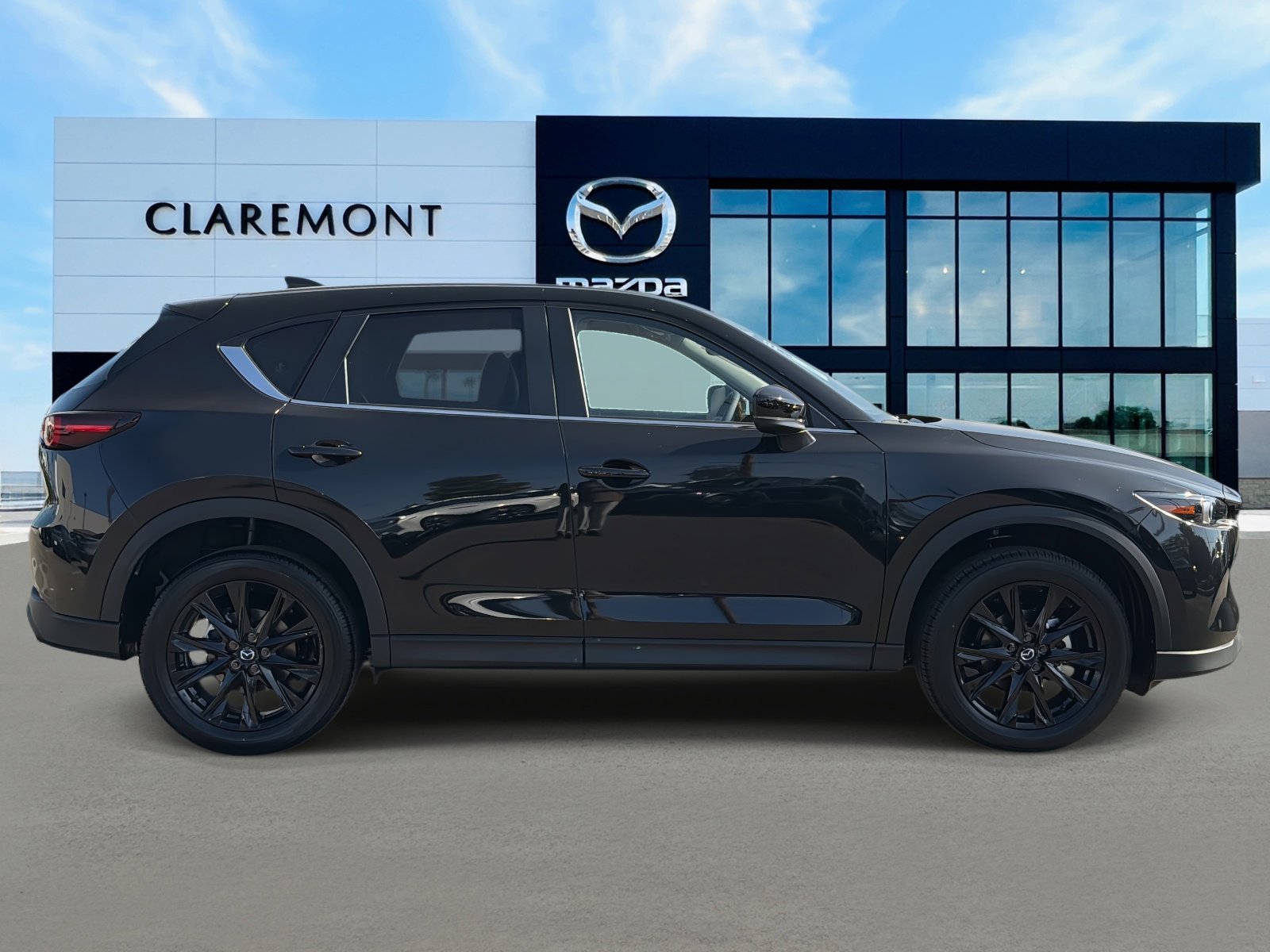 New 2025 MAZDA CX-5 Carbon Edition image 4