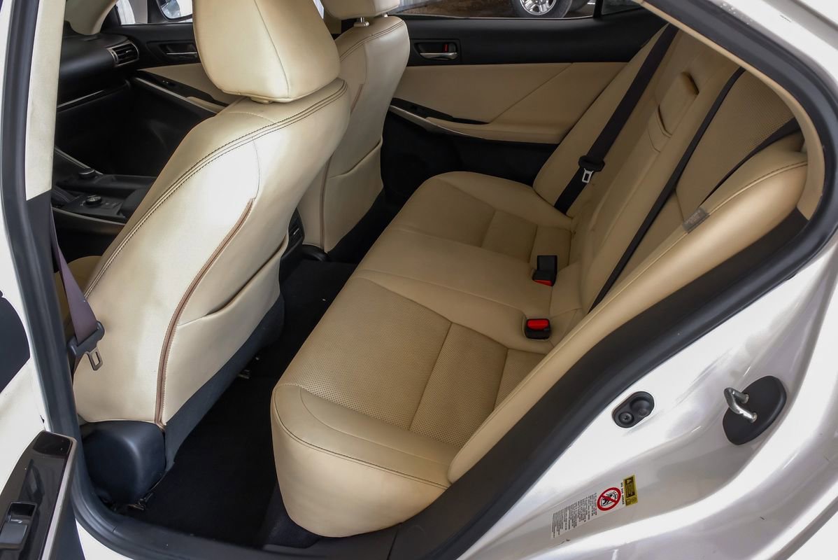 Used 2016 Lexus IS 200t RWD image 36
