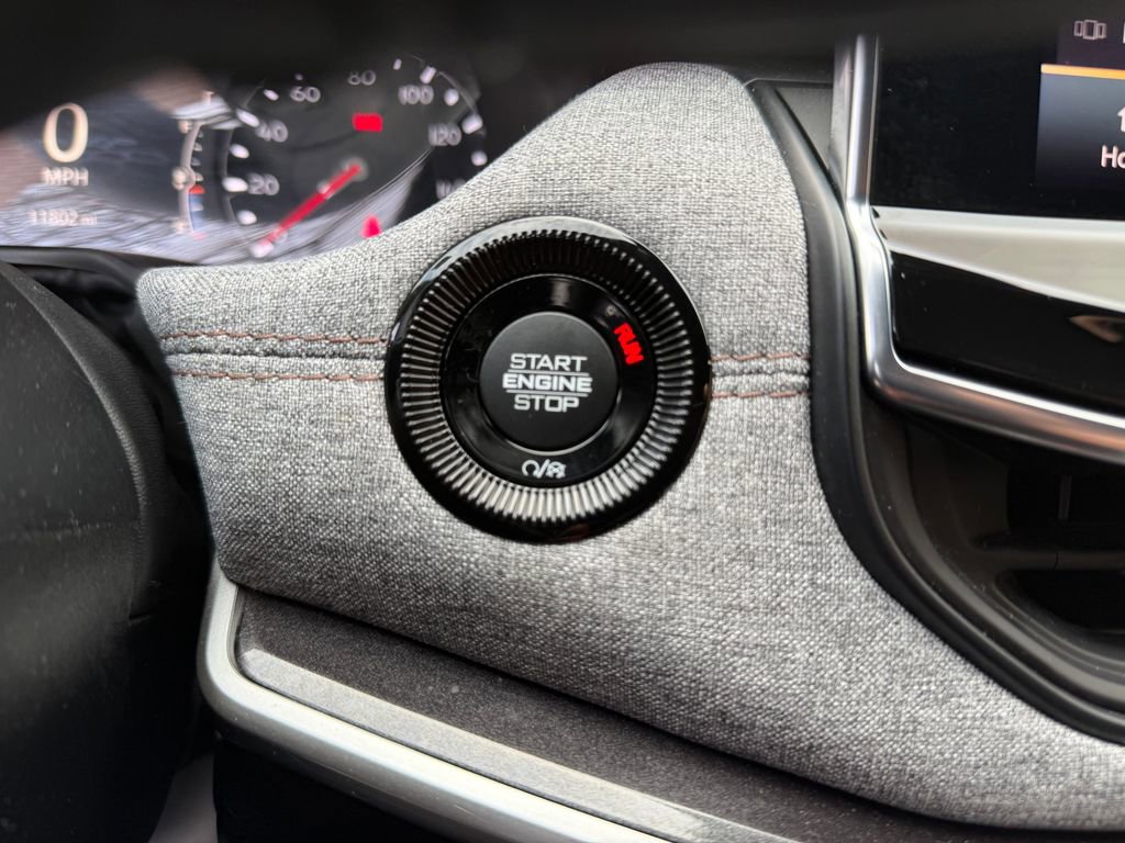 Used 2023 Jeep Compass Latitude image 15