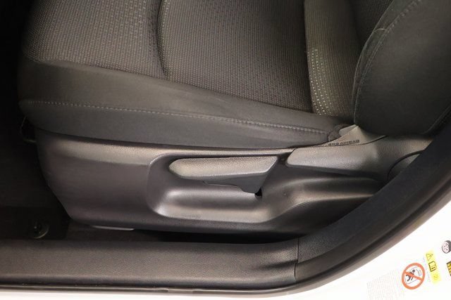 Used 2022 Toyota Prius LE FWD image 12
