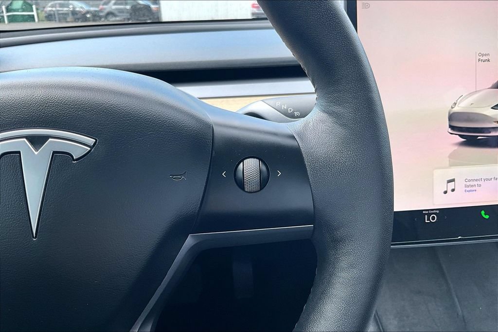 Used 2022 Tesla Model 3 Long Range AWD/4WD image 19