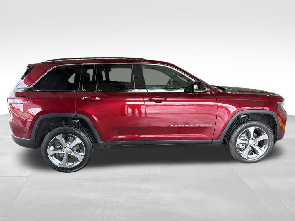 New 2025 Jeep Grand Cherokee Limited image 7