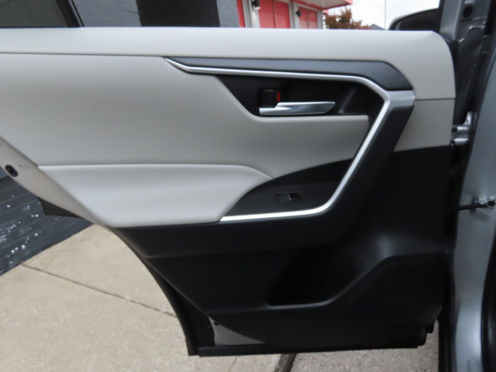 Used 2024 Toyota RAV4 XLE Premium AWD/4WD image 23