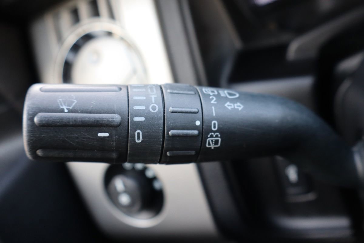 Used 2015 Ford Expedition EL Limited image 34