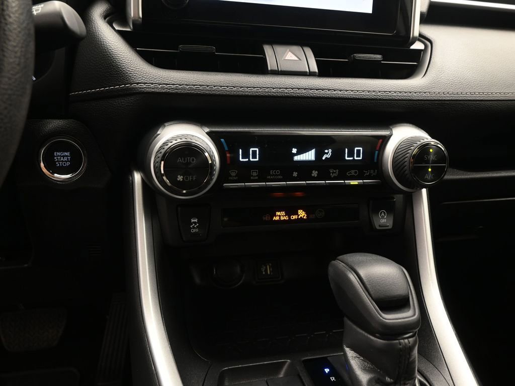 Used 2024 Toyota RAV4 XLE image 15