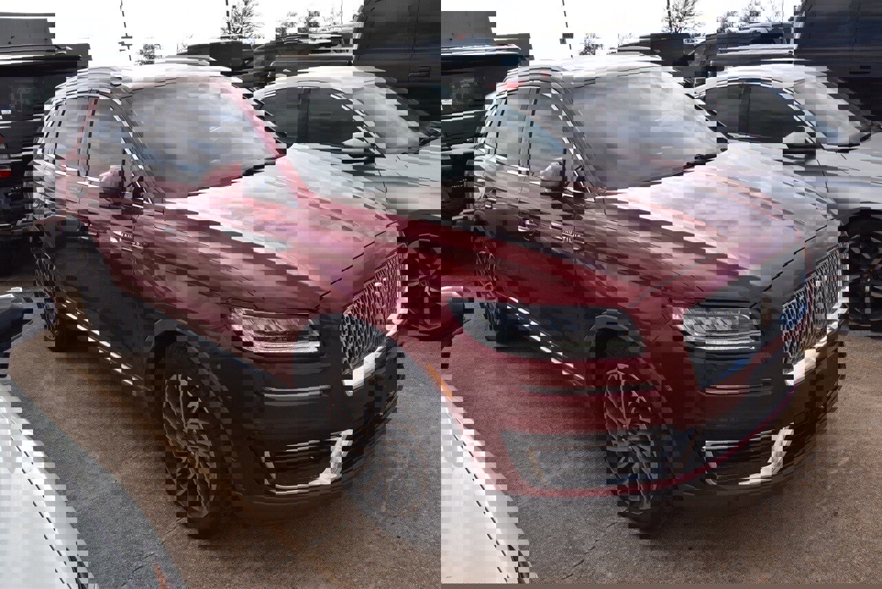 Used 2019 Lincoln Nautilus Reserve image 4