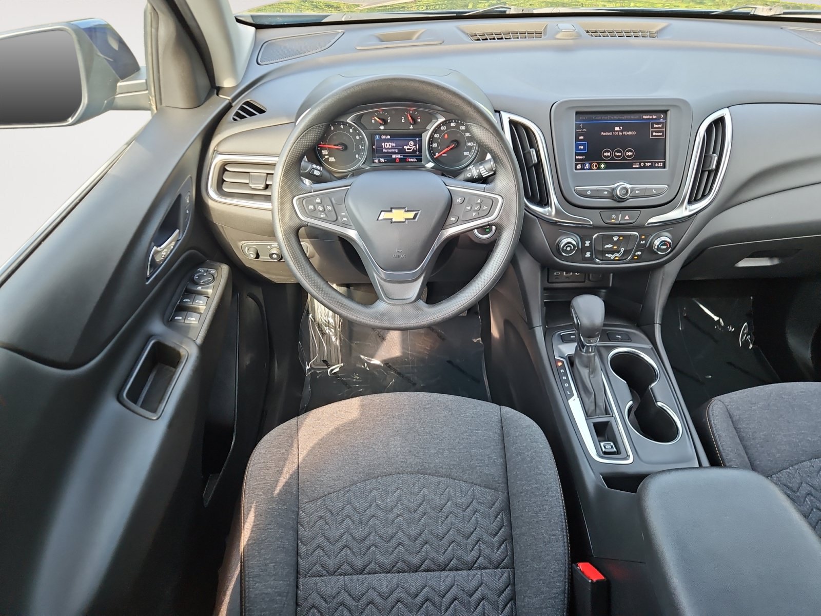 Used 2023 Chevrolet Equinox LT w/ LPO, Floor Liner Package AWD/4WD image 10