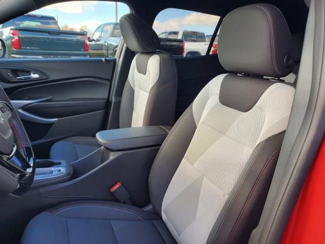 New 2026 Chevrolet Trax RS image 13