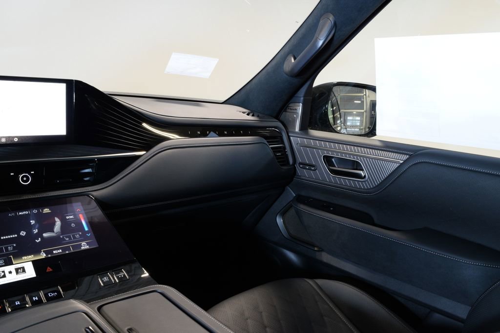 New 2026 INFINITI QX80 Autograph w/ Premium Cargo Package image 16