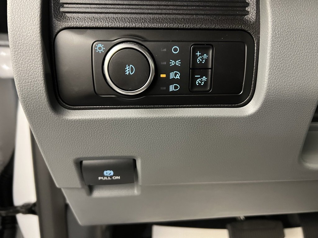 New 2026 Ford F550 4x4 Regular Cab Super Duty image 21