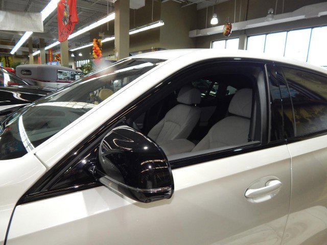 Used 2026 BMW X6 M60i image 11