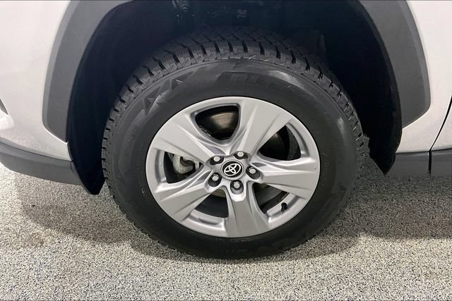 Used 2022 Toyota RAV4 XLE w/ Convenience Package AWD/4WD image 42