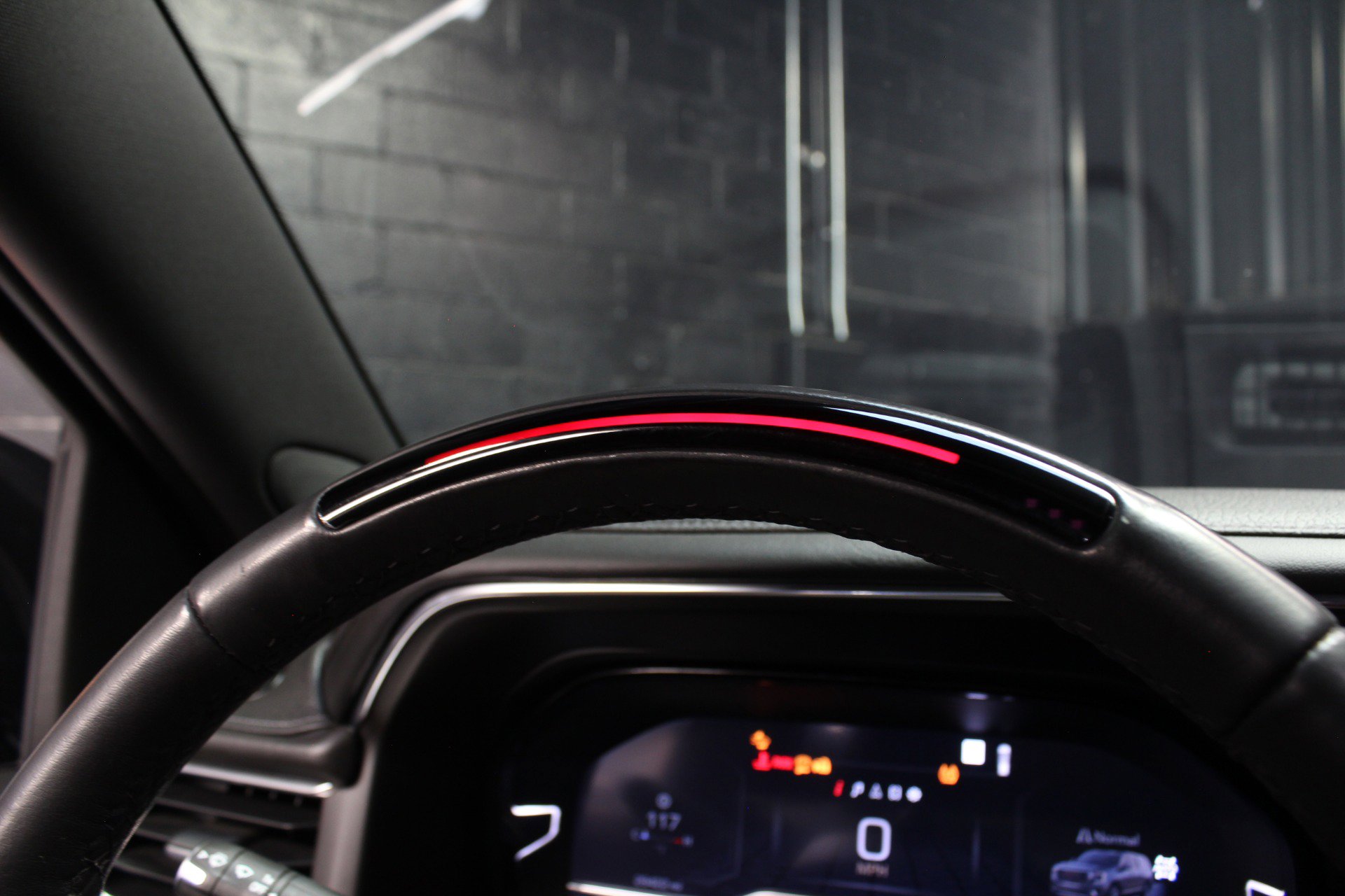 Used 2023 GMC Yukon Denali w/ Advanced Technology Package image 66