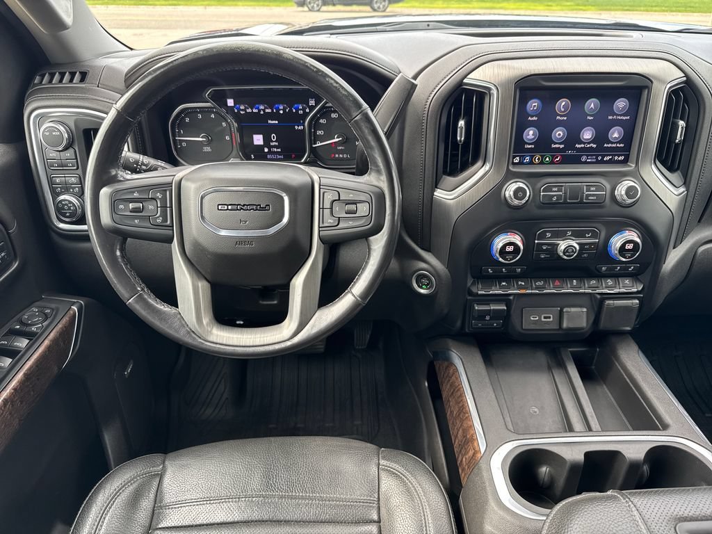 Certified 2022 GMC Sierra 1500 Denali w/ Denali Premium Package AWD/4WD image 25