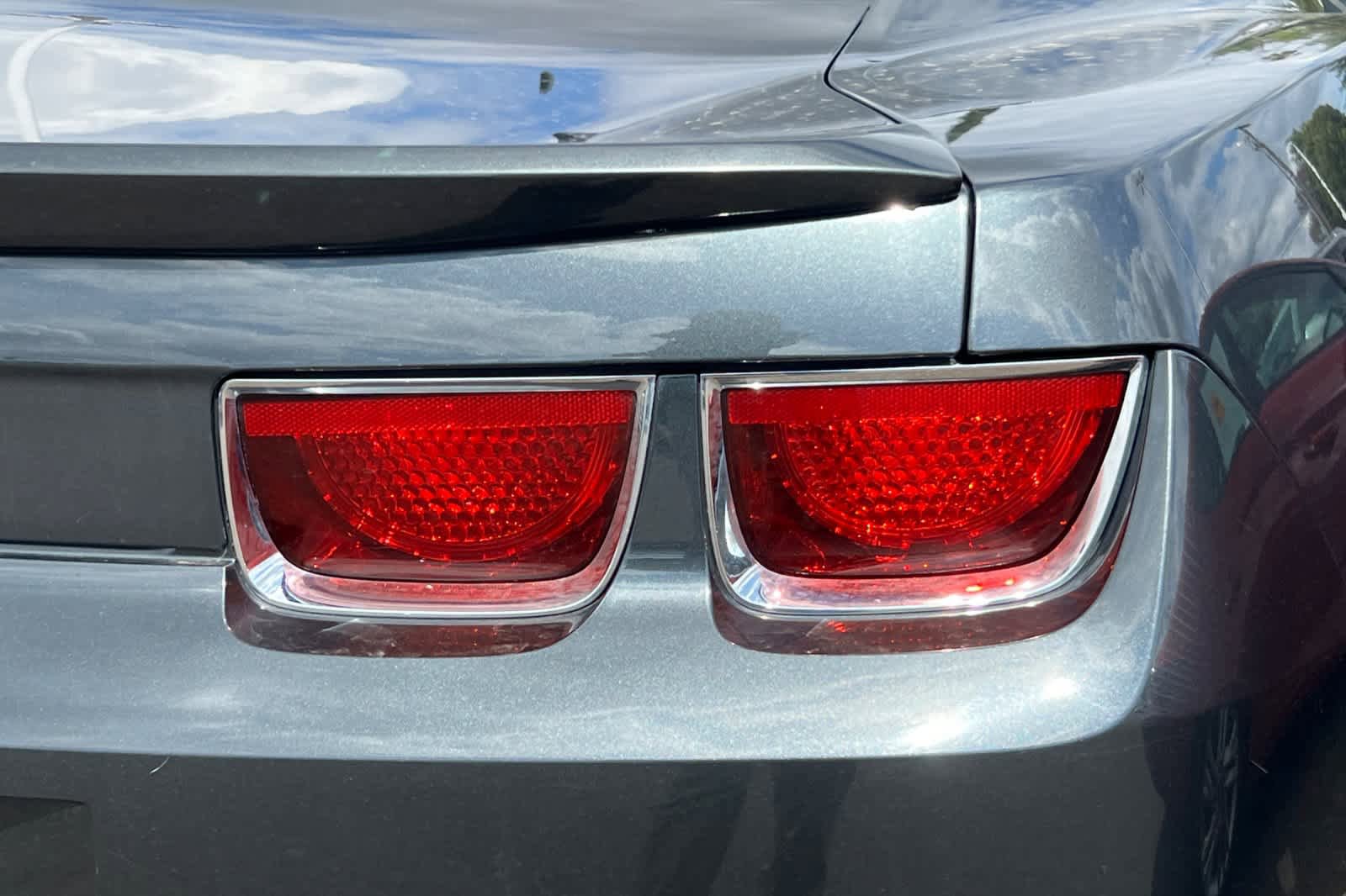 Used 2013 Chevrolet Camaro LS RWD image 18