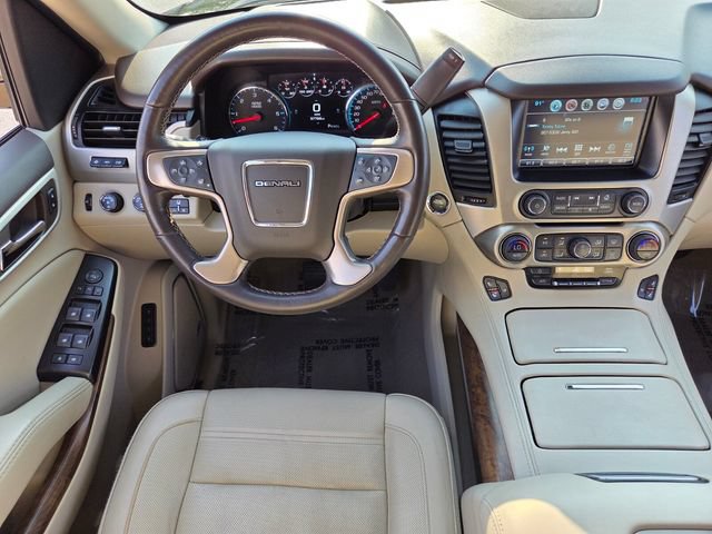 Used 2019 GMC Yukon Denali w/ Denali Ultimate Package AWD/4WD image 16