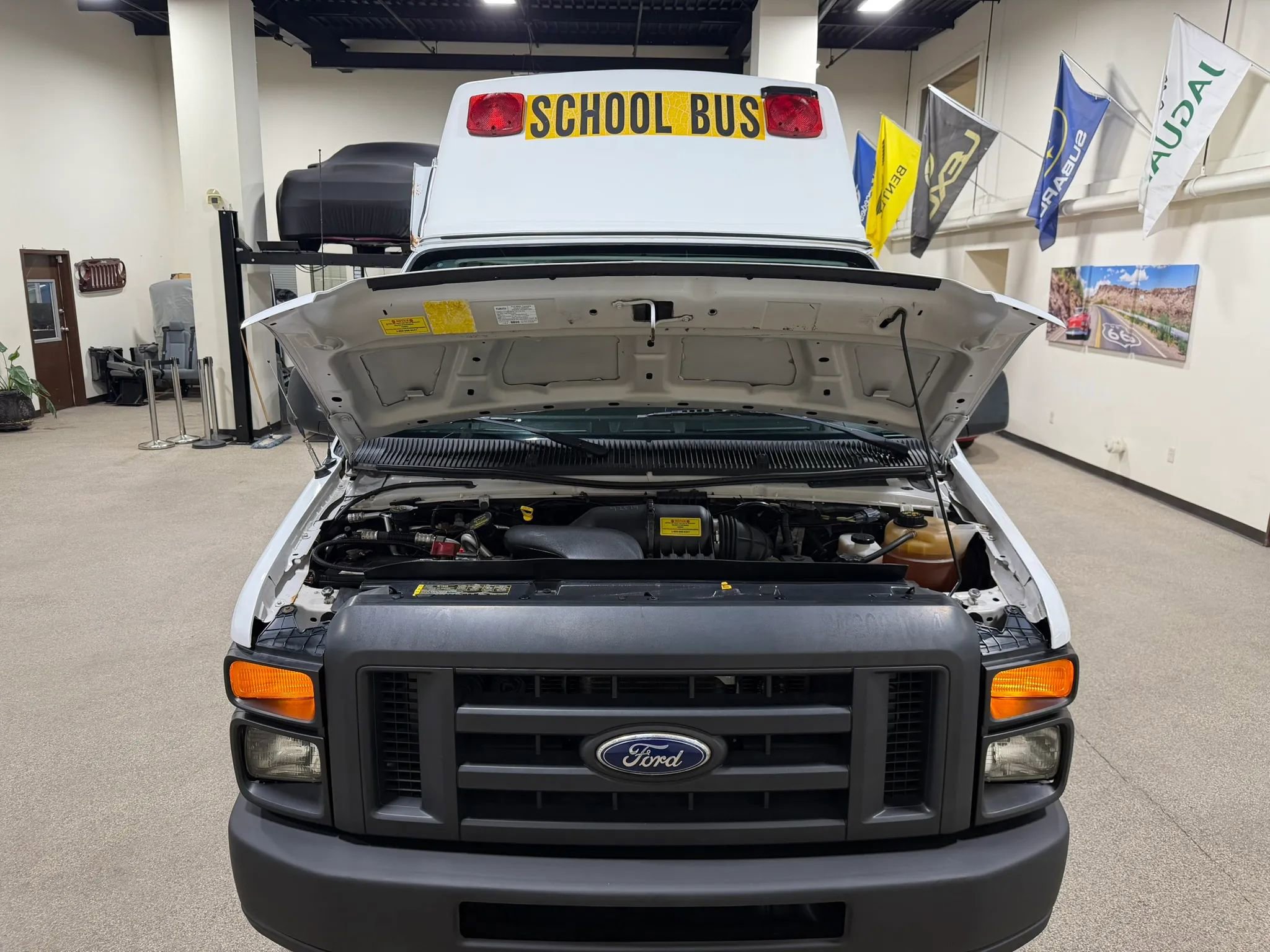 Used 2014 Ford E-250 and Econoline 250 Extended w/ Power Group RWD image 53