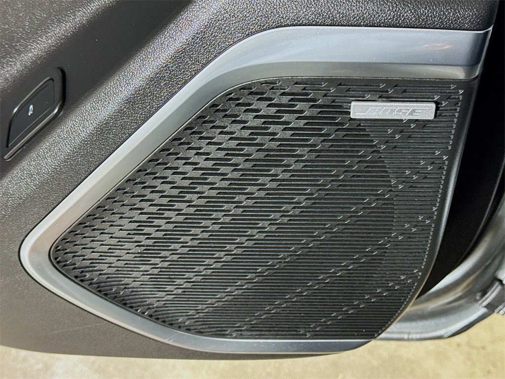 Certified 2025 Buick Enclave Preferred image 17