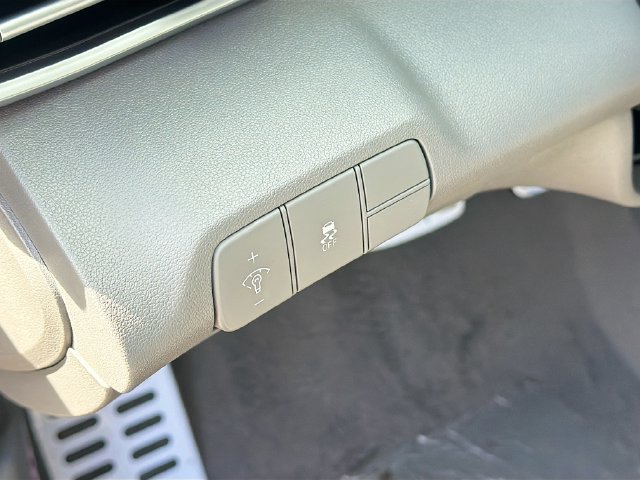 Certified 2026 Hyundai Elantra Sport FWD image 11