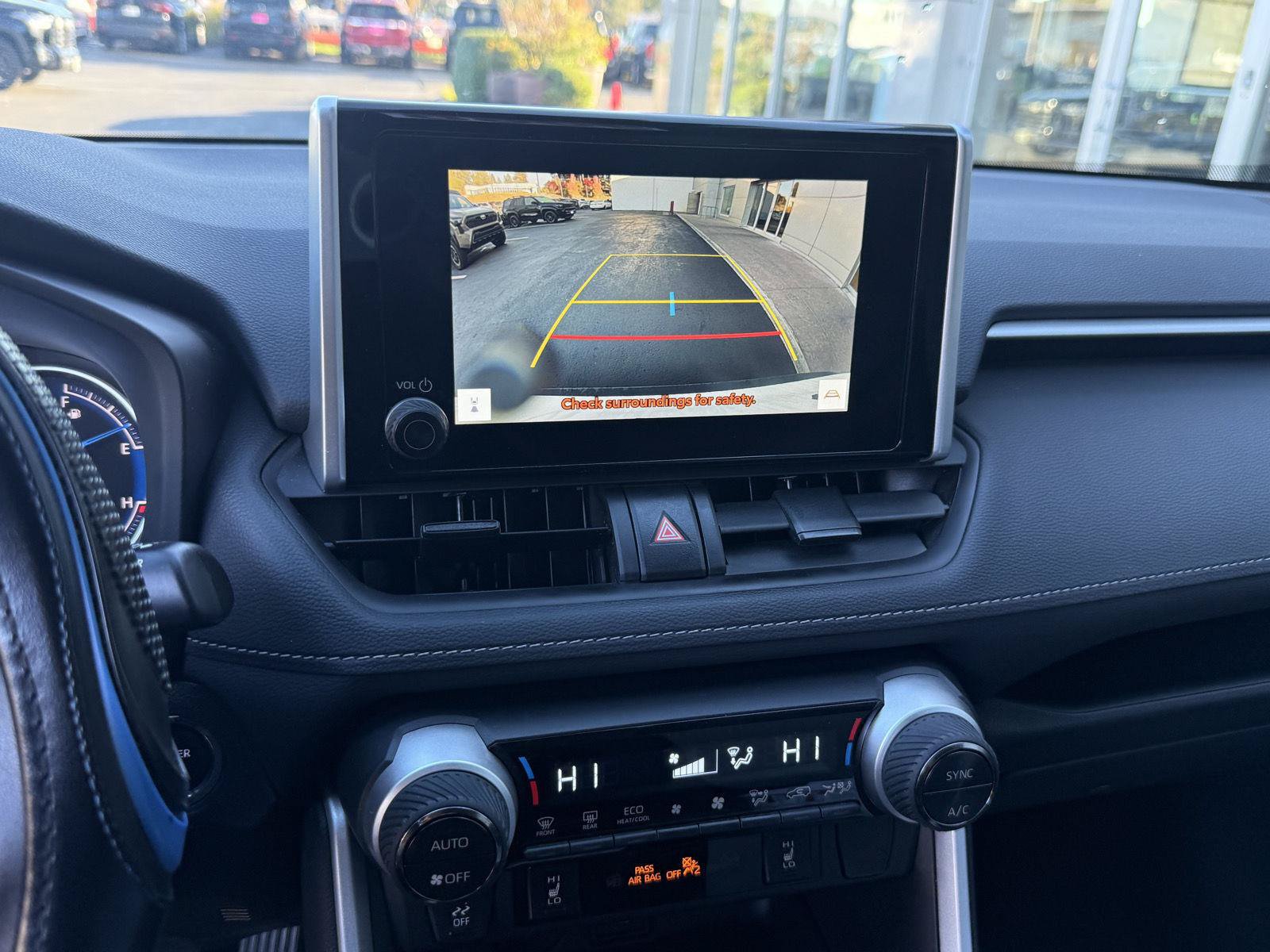 Used 2025 Toyota RAV4 XLE w/ Convenience Package AWD/4WD image 16